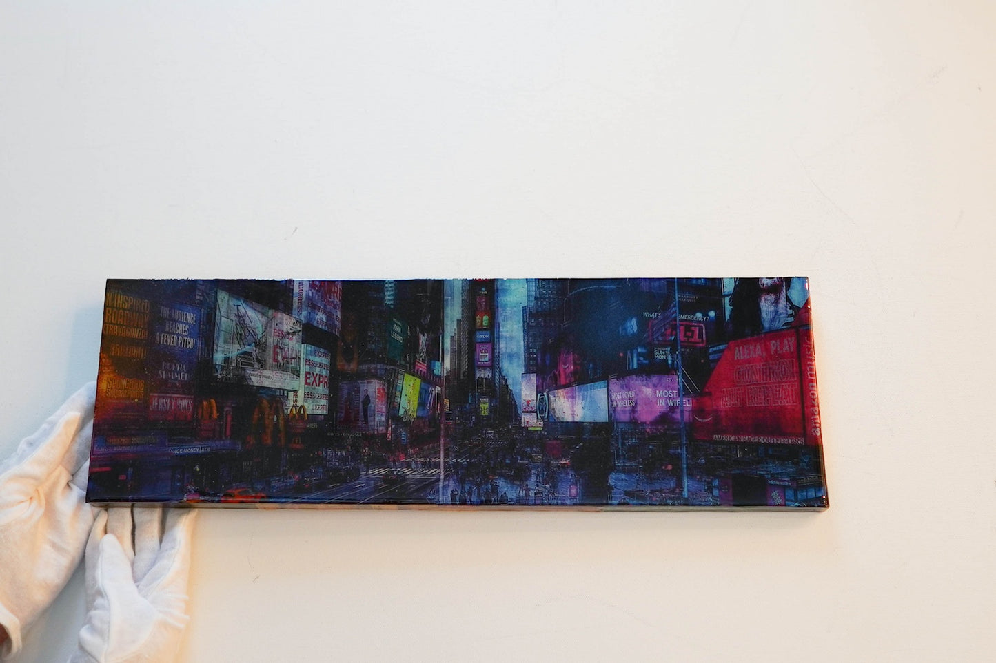 New York, Times square painting