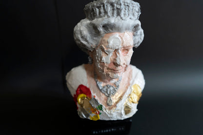 Elizabeth II Sculpture     contemporary sculpture art
