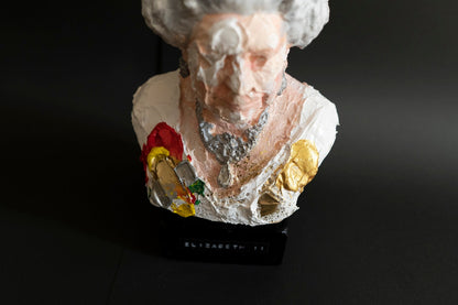 Elizabeth II Sculpture     contemporary sculpture art