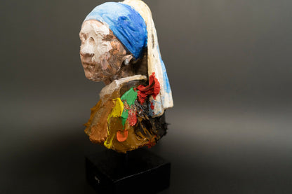 Girl With A Pearl Earring Sculpture    contemporary sculpture