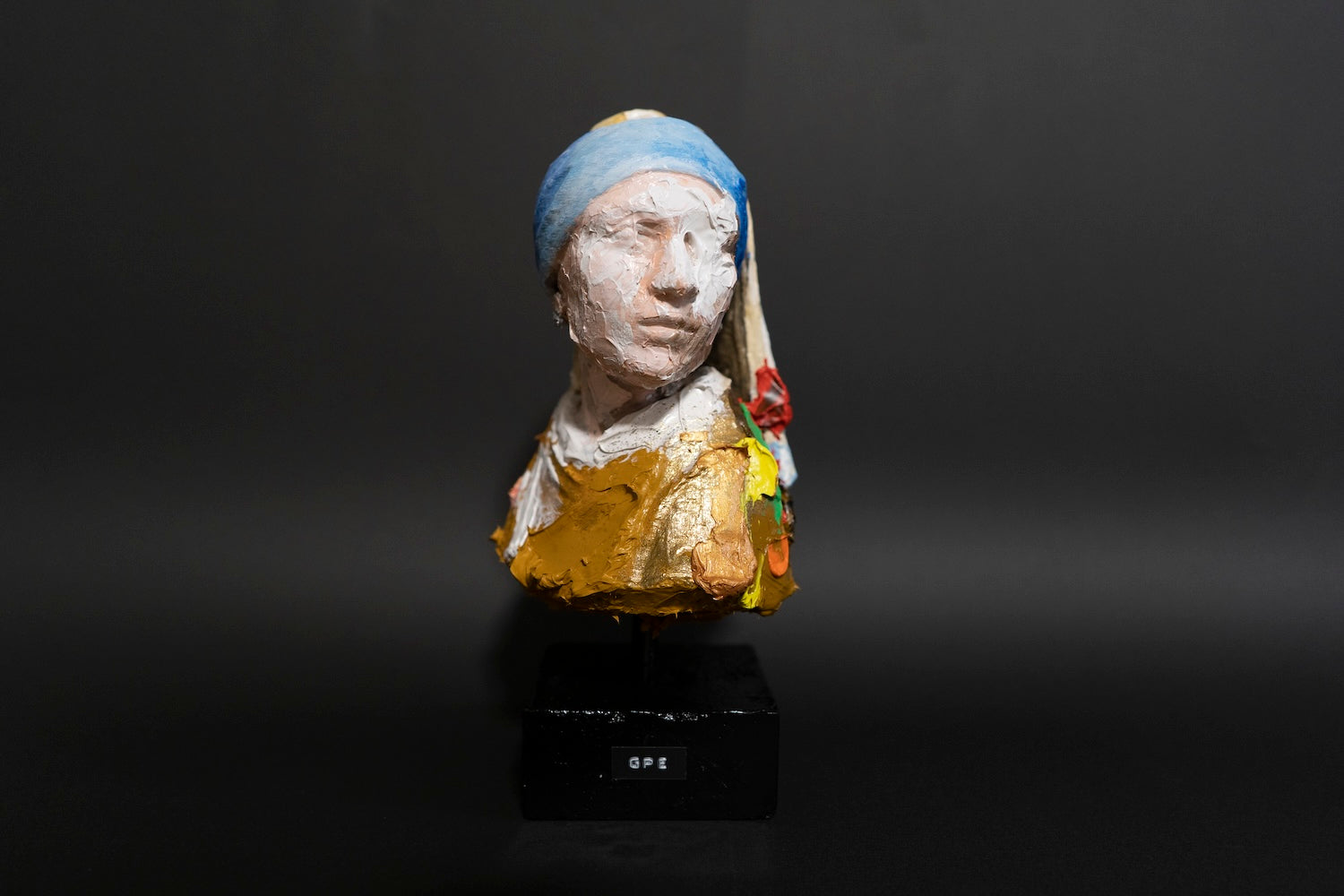 Girl With A Pearl Earring Sculpture    contemporary sculpture