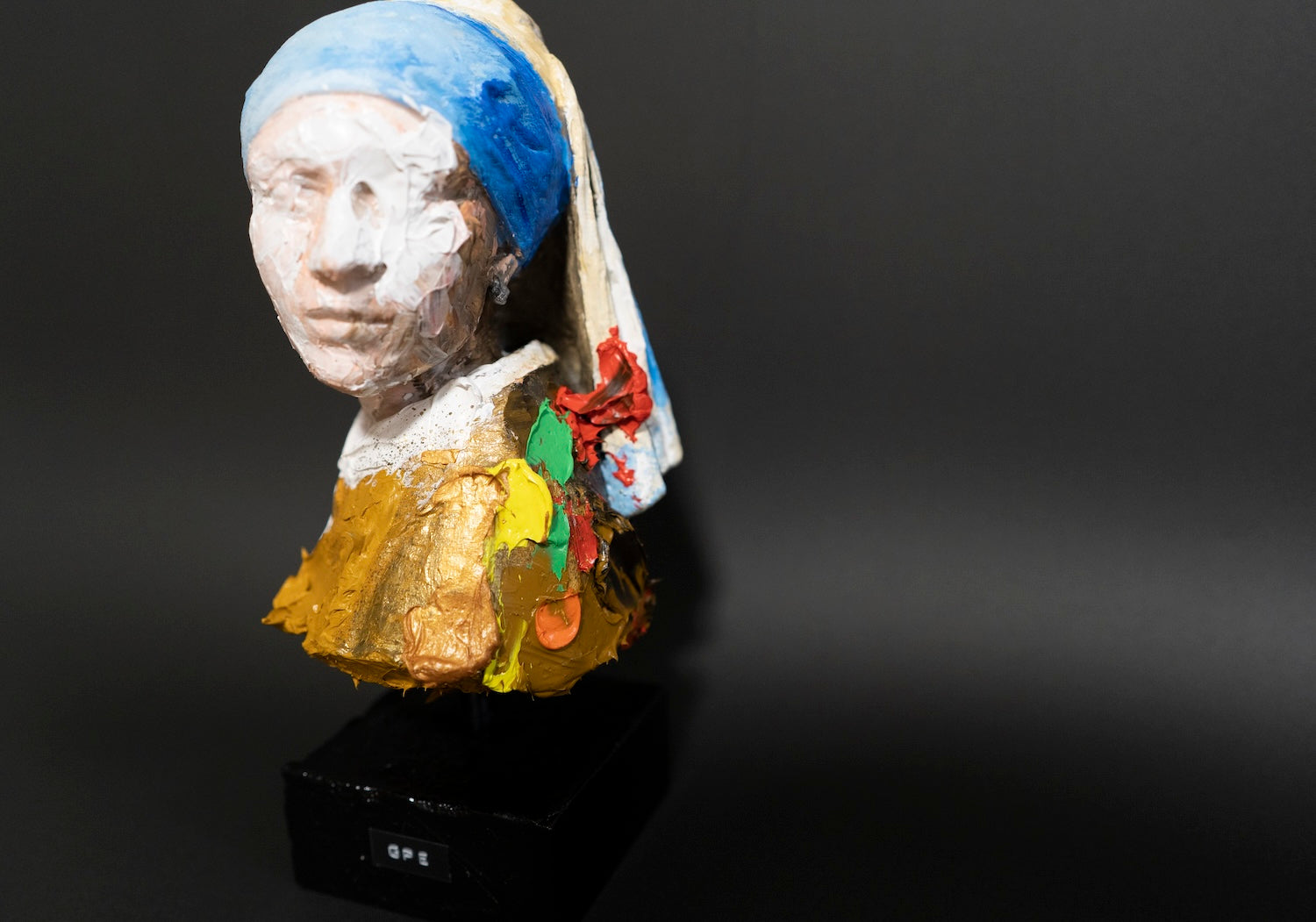 Girl With A Pearl Earring Sculpture    contemporary sculpture