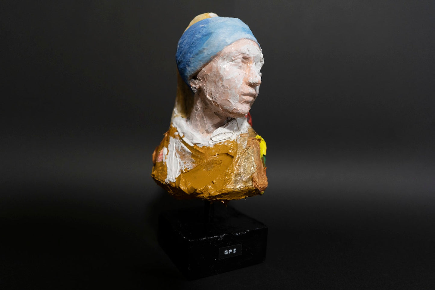Girl With A Pearl Earring Sculpture    contemporary sculpture