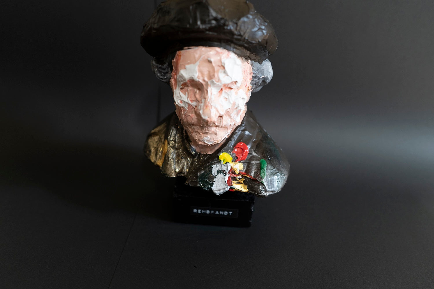 Rembrandt Sculpture    contemporary sculpture art