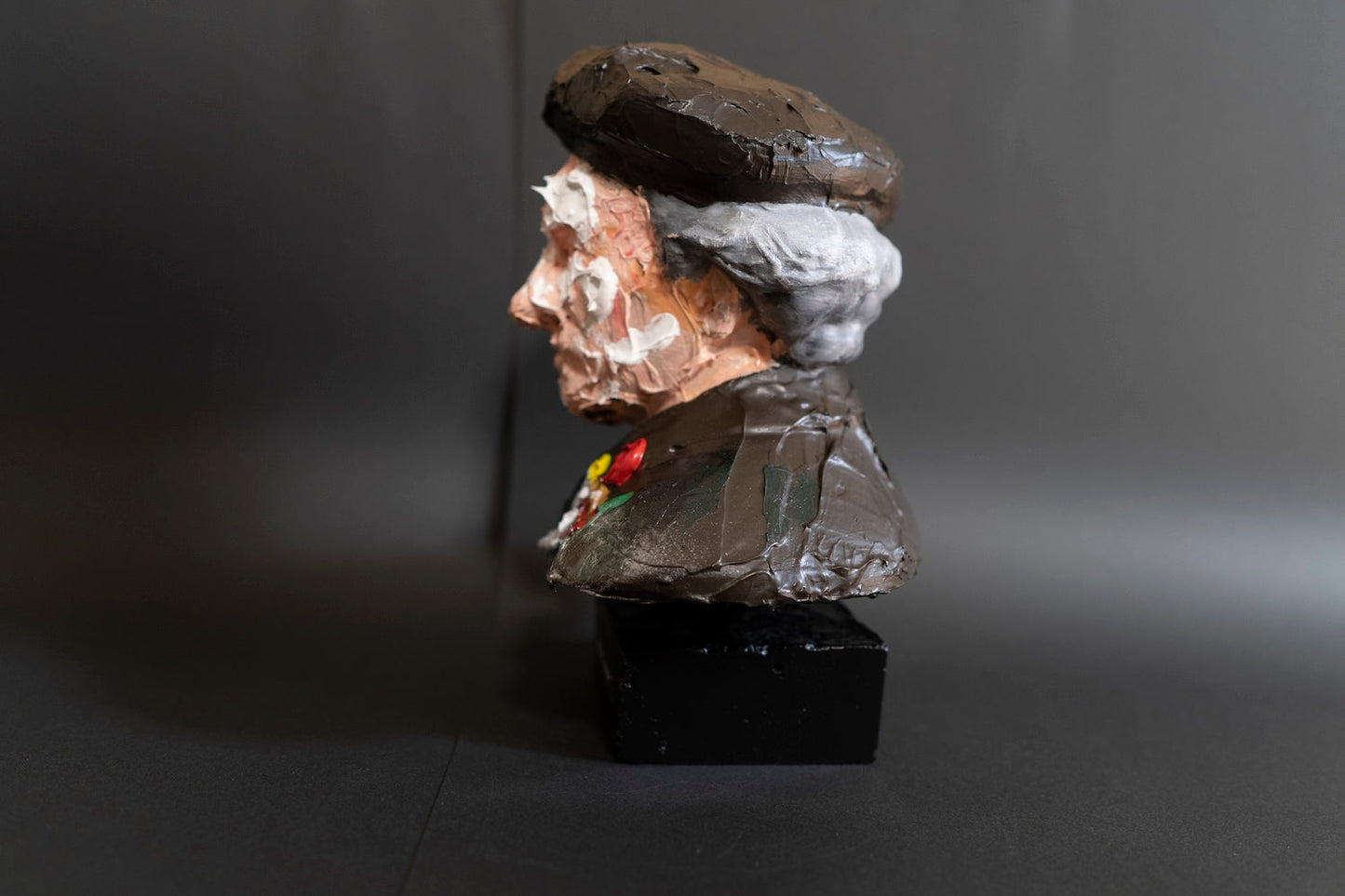 Rembrandt Sculpture    contemporary sculpture art